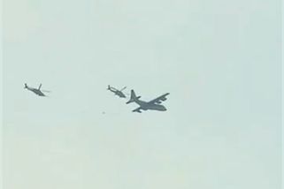 Americké síly zachránily člena posádky letounu sestřeleného nad Íránem, po dalším pátrají USA i Írán - Novinky